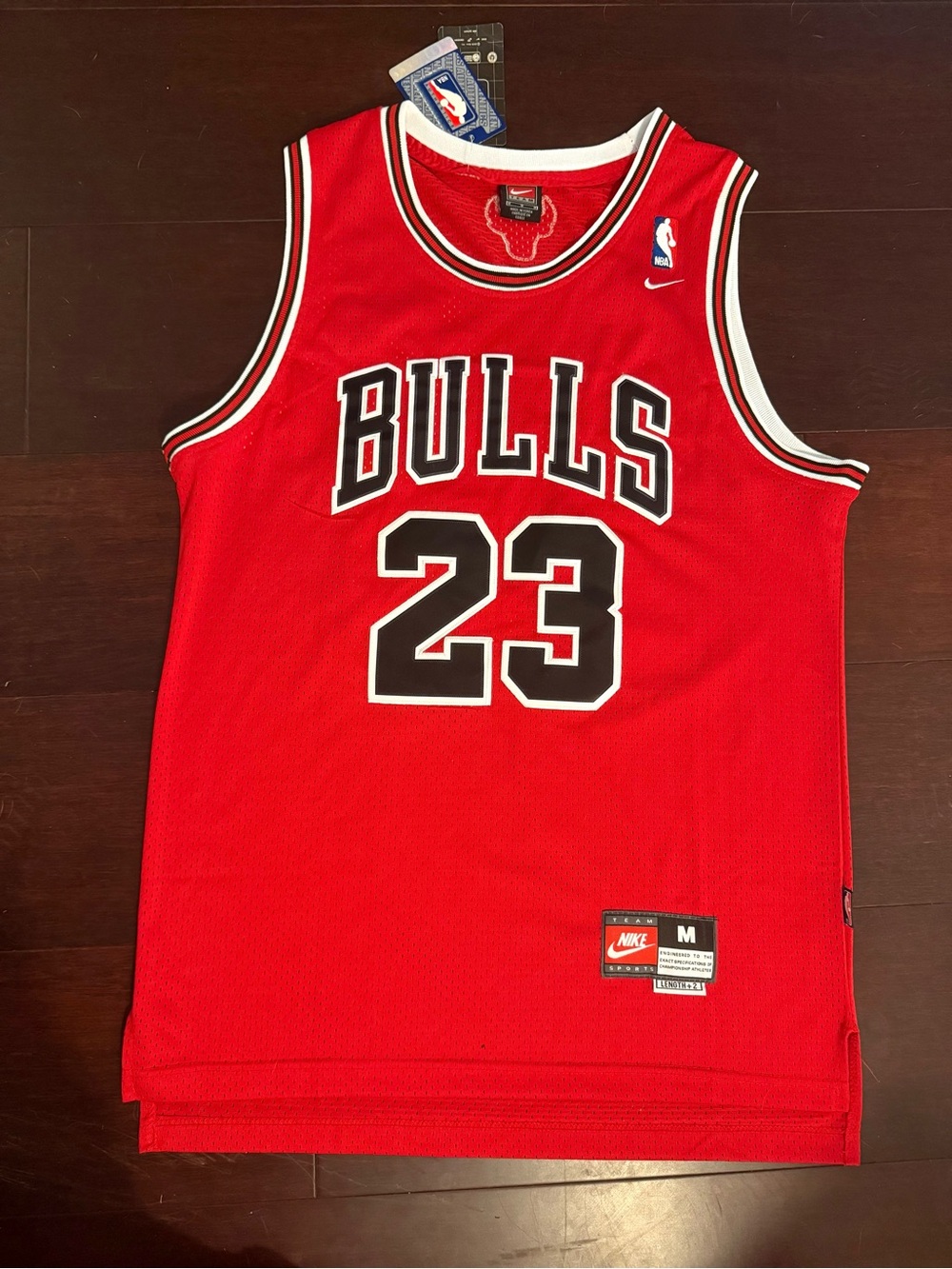 Nike Authentic Michael Jordan Bulls Jersey #23 Size M +2 NWT 2009 Stitched